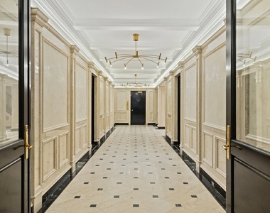 E 81st St - Photo Thumbnail 10