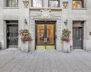 E 81st St - Photo Thumbnail 8