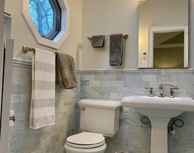 6 Lynn Court - Photo Thumbnail 7