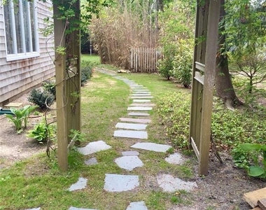 6 Lynn Court - Photo Thumbnail 20