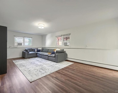 31 Gleason Drive - Photo Thumbnail 18