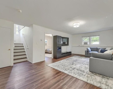 31 Gleason Drive - Photo Thumbnail 19