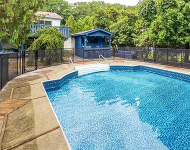 31 Gleason Drive - Photo Thumbnail 47