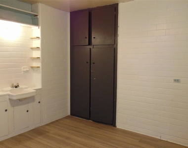 1701 E 38th St - Photo Thumbnail 3