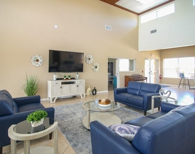 6448 7th Avenue Circle W - Photo Thumbnail 7