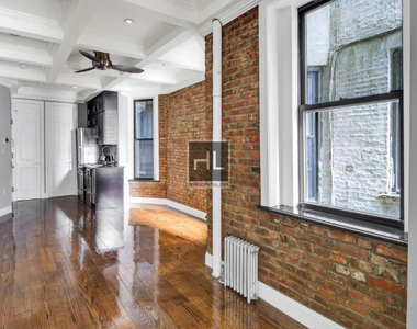West 103rd Street - Photo Thumbnail 2