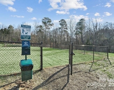8435 Jane Drive - Photo Thumbnail 26