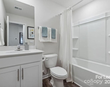 8435 Jane Drive - Photo Thumbnail 16