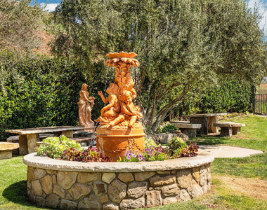 4440 Encinal Canyon Road - Photo Thumbnail 14
