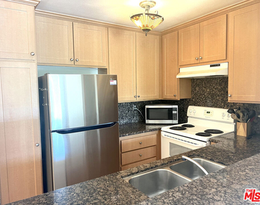 23901 Civic Center Way - Photo Thumbnail 9