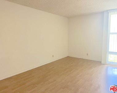 23901 Civic Center Way - Photo Thumbnail 14