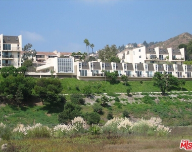 23901 Civic Center Way - Photo Thumbnail 1