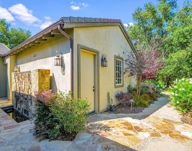 29734 Mulholland Highway - Photo Thumbnail 55