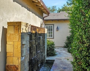 29734 Mulholland Highway - Photo Thumbnail 7