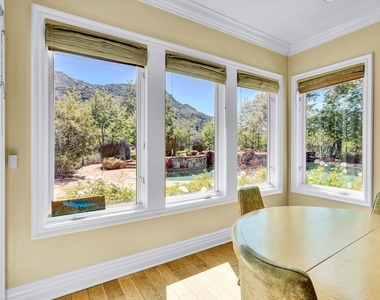 29734 Mulholland Highway - Photo Thumbnail 20