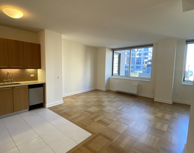 400 West 63rd Street - Photo Thumbnail 1