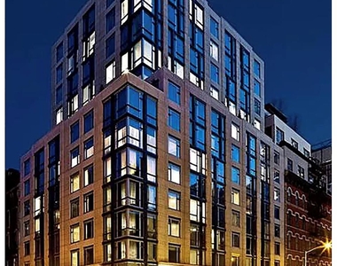 85 W Broadway - Photo Thumbnail 1