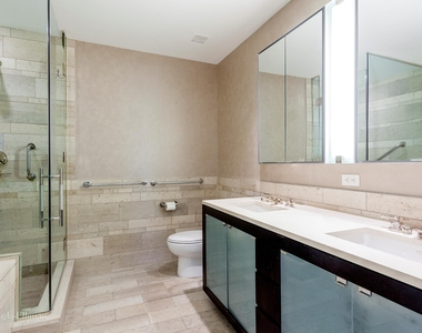 450 E 83rd St - Photo Thumbnail 1