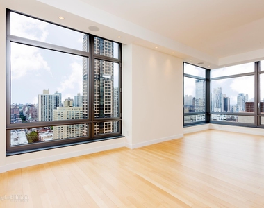 450 E 83rd St - Photo Thumbnail 0