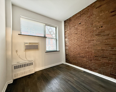  E 80th St - Photo Thumbnail 2
