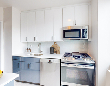 401 E 34th St - Photo Thumbnail 7