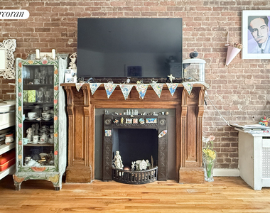 127 W 81st Street - Photo Thumbnail 3