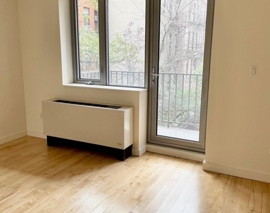1810 3rd Avenue - Photo Thumbnail 2