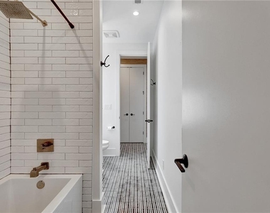 118 Gainey Lane - Photo Thumbnail 35