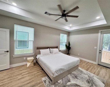 4923 Pederson Street - Photo Thumbnail 18