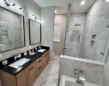 4923 Pederson Street - Photo Thumbnail 21