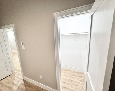 4923 Pederson Street - Photo Thumbnail 14