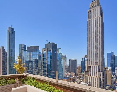 East 34th Street - Photo Thumbnail 9