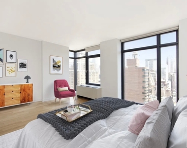 East 34th Street - Photo Thumbnail 2
