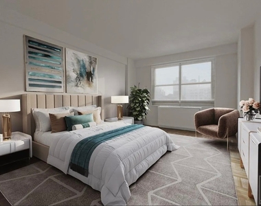 East 85th Street - Photo Thumbnail 1