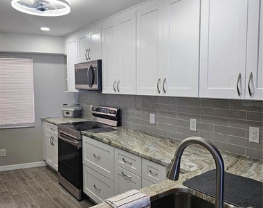 3100 Gulf Boulevard - Photo Thumbnail 3