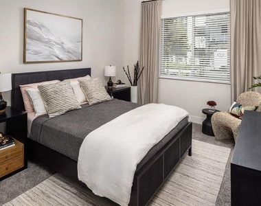 5127 W Tyson Avenue - Photo Thumbnail 56