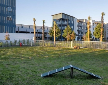 5127 W Tyson Avenue - Photo Thumbnail 9