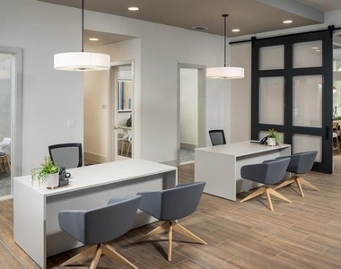 10881 Caladesi Avenue - Photo Thumbnail 8