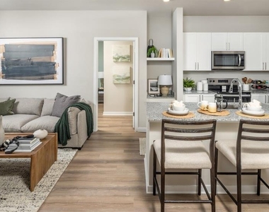 10881 Caladesi Avenue - Photo Thumbnail 12