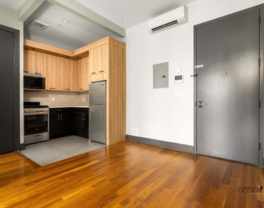 396 South 5th Street - Photo Thumbnail 1