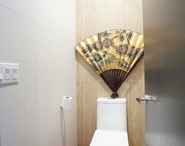 396 South 5th Street - Photo Thumbnail 8
