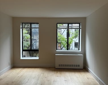 410 West 53rd Street - Photo Thumbnail 14