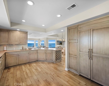 603 S Coast Hwy - Photo Thumbnail 9