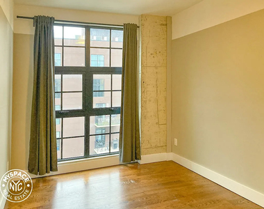 187 Kent Avenue - Photo Thumbnail 2
