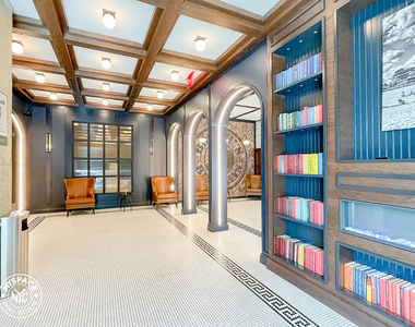 187 Kent Avenue - Photo Thumbnail 10