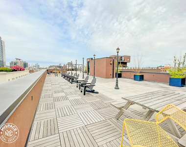 187 Kent Avenue - Photo Thumbnail 6