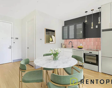 209 Montrose Avenue - Photo Thumbnail 0
