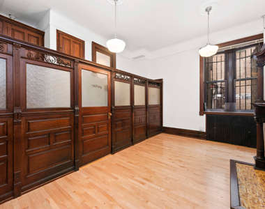 106 Lexington Avenue - Photo Thumbnail 6