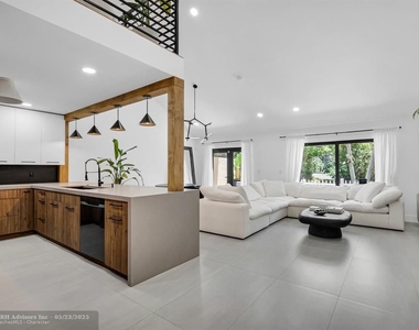6850 Nw 2nd Ave - Photo Thumbnail 9