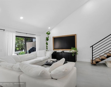 6850 Nw 2nd Ave - Photo Thumbnail 4